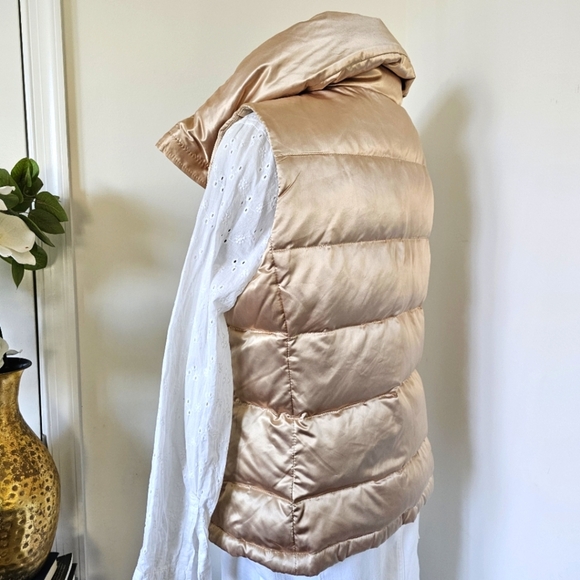 Women’s Talbots Duck Down Feather Vest Gold In Color Zip Up ,Pockets, Medium - Picture 2 of 13